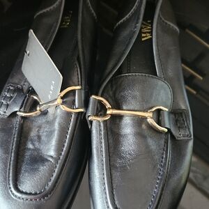 Zara Women's Black Loafers with Gold Accent